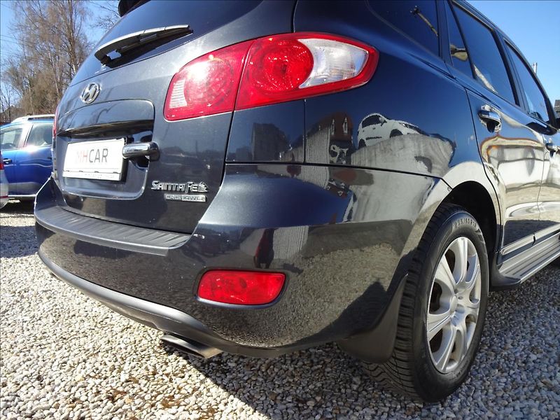 Hyundai Santa Fe 2.2 CRDI 114kW 4x4 AUTOMAT - fotka 15 z 55