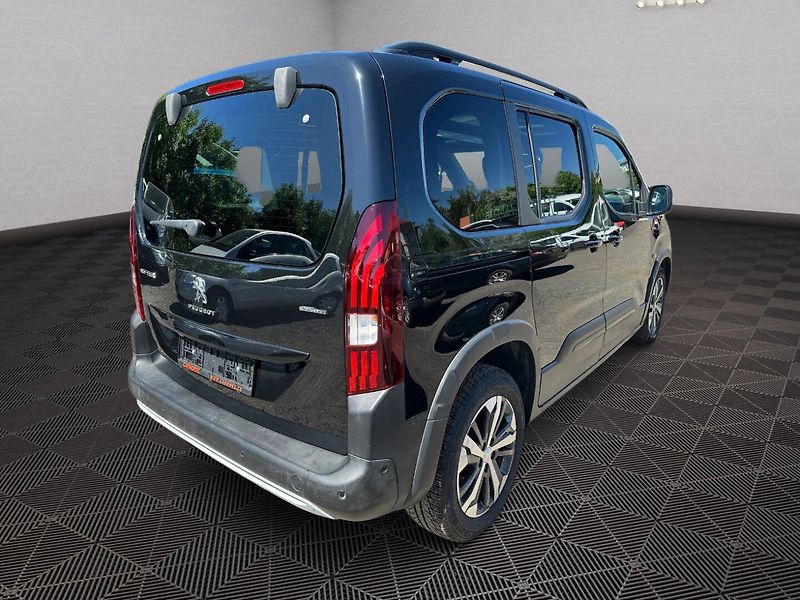 Peugeot Rifter (2018) 1.5Hdi 96kw GT-line - fotka 7 z 29
