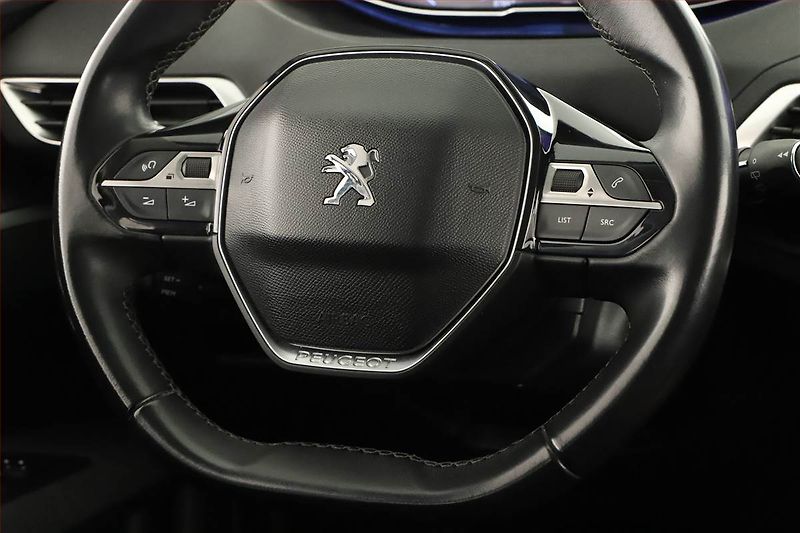 Peugeot 5008 (2019) 1.5 BlueHDi, 7 míst - fotka 19 z 21
