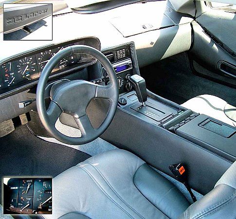 DeLorean DMC-12.