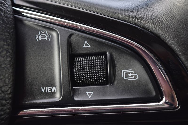 Škoda Octavia 2,0 TDI 110KW DSG NAVIGACE ALU - fotka 29 z 47