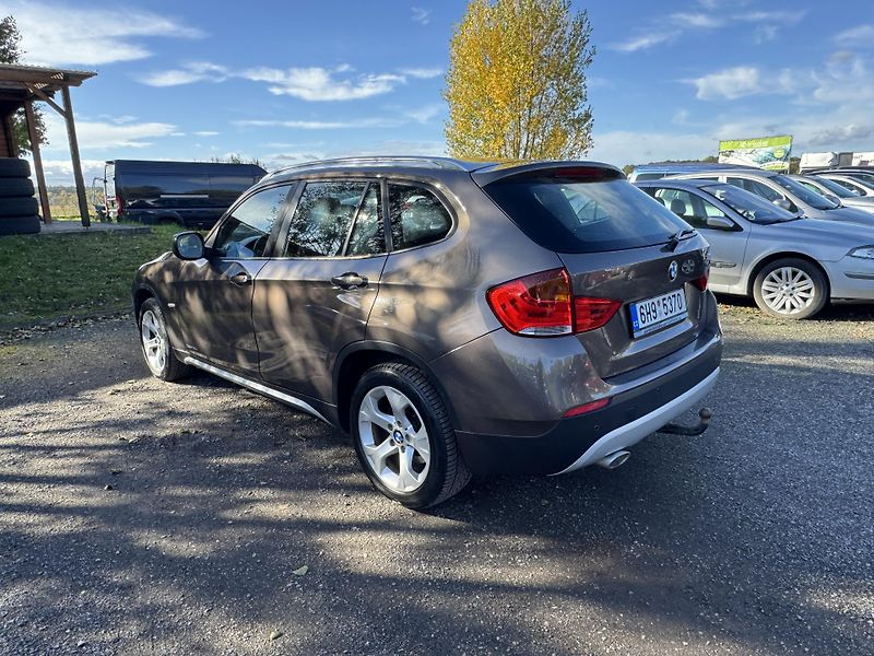 BMW X1 2.0 X-DRIVE 105KW - fotka 6 z 13