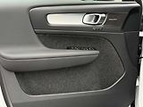 Volvo XC40 (2026) B3 FWD PLUS DARK,HARMAN KARDON - náhled 8