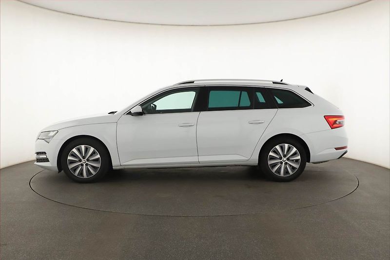 Škoda Superb (2022) 2.0 TSI - fotka 3 z 19