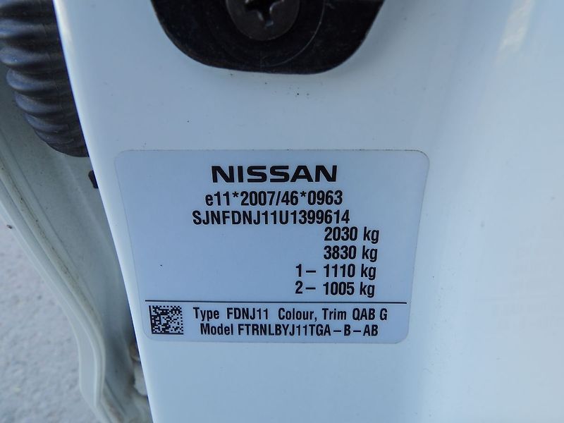 Nissan Qashqai 1.6dCi 4WD Tažné Kamera ČR - fotka 32 z 33