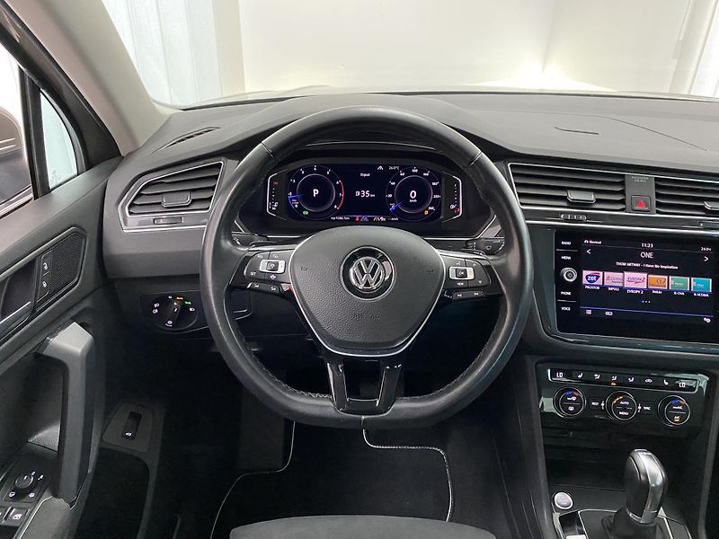 Volkswagen Tiguan 2.0 TSi 4x4 DSG REZERVACE  - fotka 27 z 37