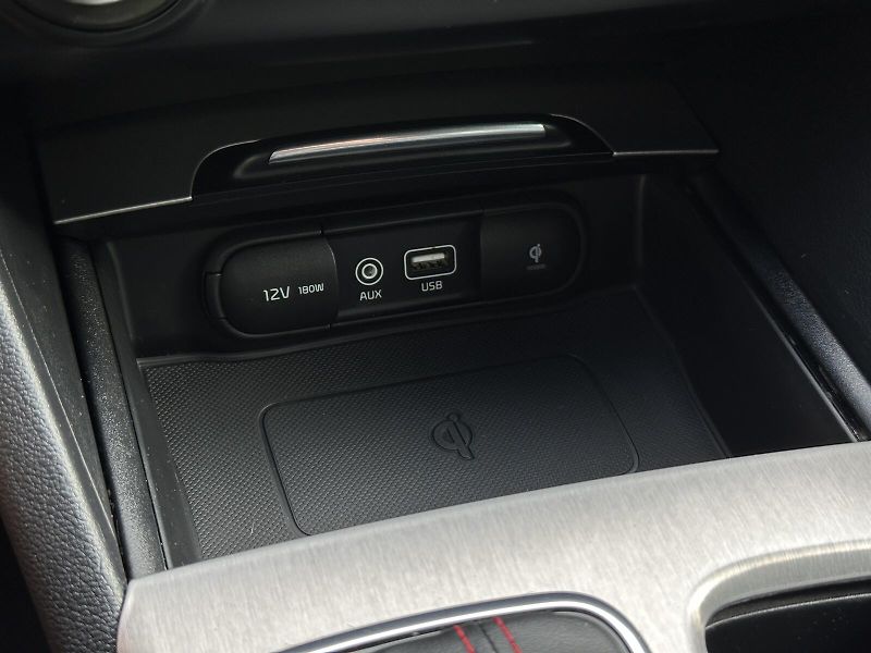 Kia Optima GT 2.0TGDi H-Matic Sportswagon - fotka 42 z 57