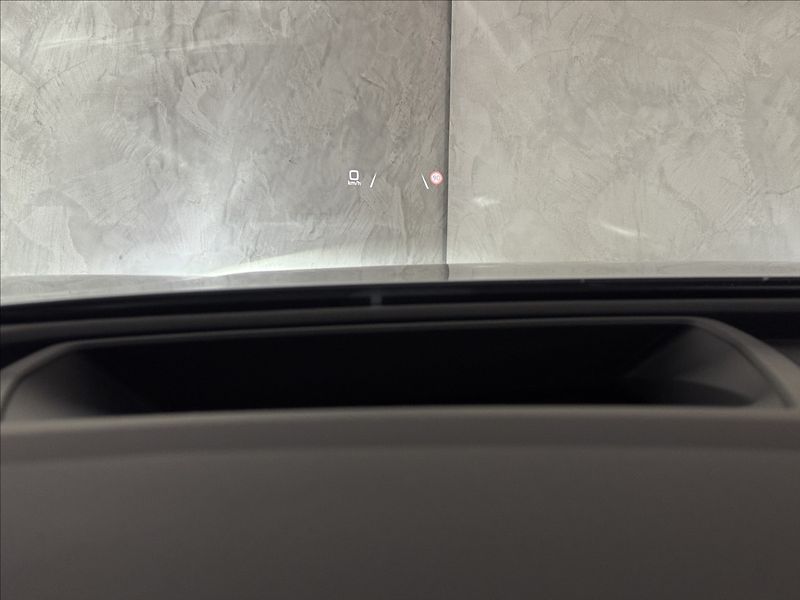 Audi Q4 e-tron 35 S-Line LED HUD Kamera - fotka 27 z 45