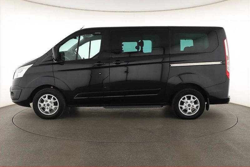 Ford Tourneo Custom (2013) Titanium 2.2 TDCi, ČR - fotka 3 z 16
