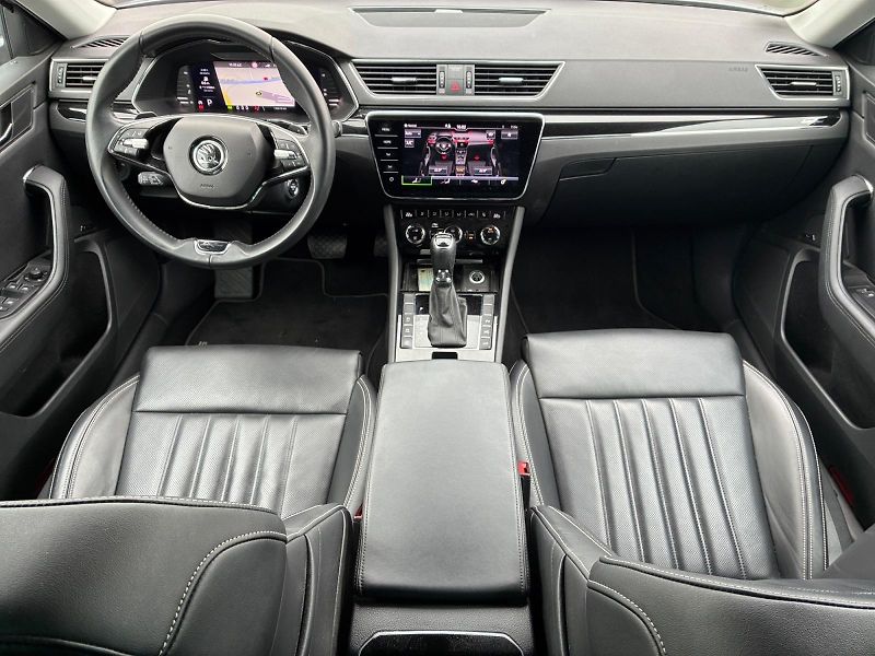 Škoda Superb (2023) L&K 2.0TDI 147kW DSG TAŽNÉ CZ - fotka 9 z 11