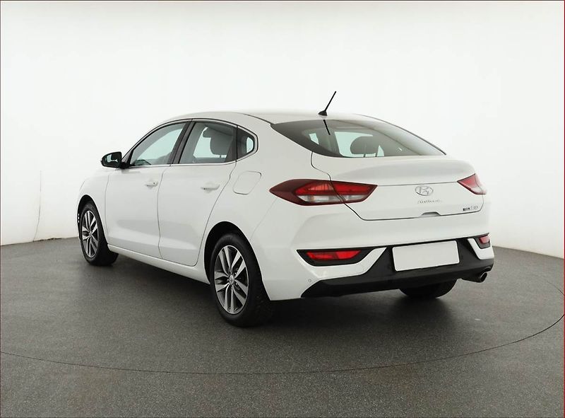 Hyundai i30 (2018) 1.4 T-GDI, ČR,1.maj - fotka 4 z 18