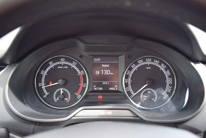 Škoda Octavia (2018) 1.4TSI 110kw ED. DRIVE TAŽ APP - fotka 29 z 43