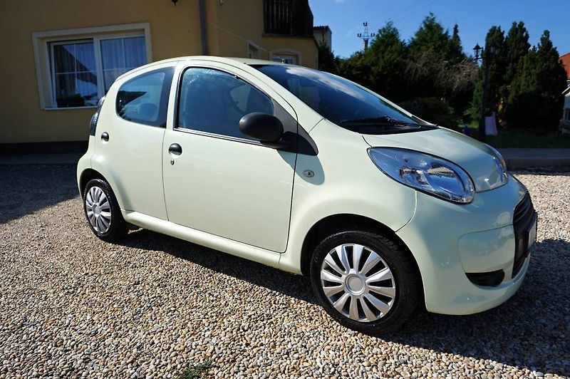 Citroën C1 (2009) 1,0 50 kW - fotka 2 z 26