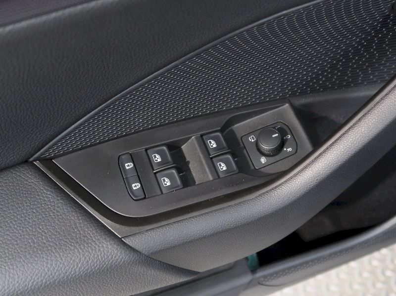 Škoda Octavia (2025) SPORTLINE 2.0TSI 150KW 4x4 DSG - fotka 40 z 44