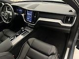 Volvo XC60 B4 AWD R-DESIGN AUT CZ - náhled 23