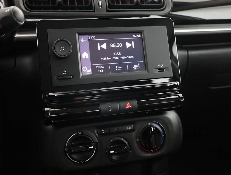 Citroën C3 (2023) 1.2 PureTech, ČR,1.maj - fotka 10 z 16