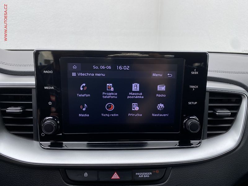 Kia Ceed (2023) 1.5 T-GDi, ČR, Spin, AT - fotka 17 z 18