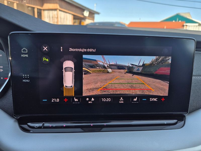 Škoda Octavia Combi 1,5 TSI e-TEC 110kW DSG - fotka 25 z 31