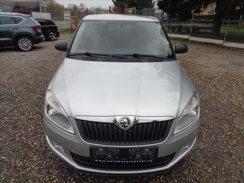 Škoda Fabia (2013) 1,4 - fotka 2 z 16