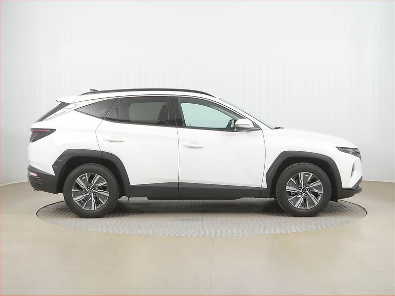 Hyundai Tucson (2021) Smart 1.6 CRDi, ČR,1.maj - fotka 6 z 17