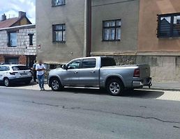 Strážníci muži v Plzni naměřili rychlost 103 km/h.