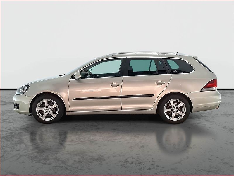 Volkswagen Golf (2010) 1.6 TDI, po STK, Tažné - fotka 3 z 15