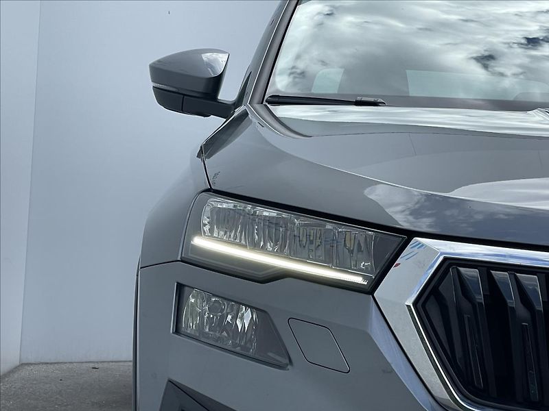 Škoda Karoq 2,0 TDI 4x4 DSG Style Plus LED - fotka 21 z 24