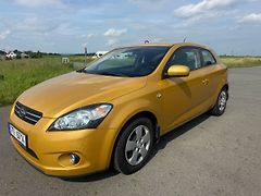 Kia Ceed 1,6 91 kW BENZIN 8700 KM - fotografie inzerátu