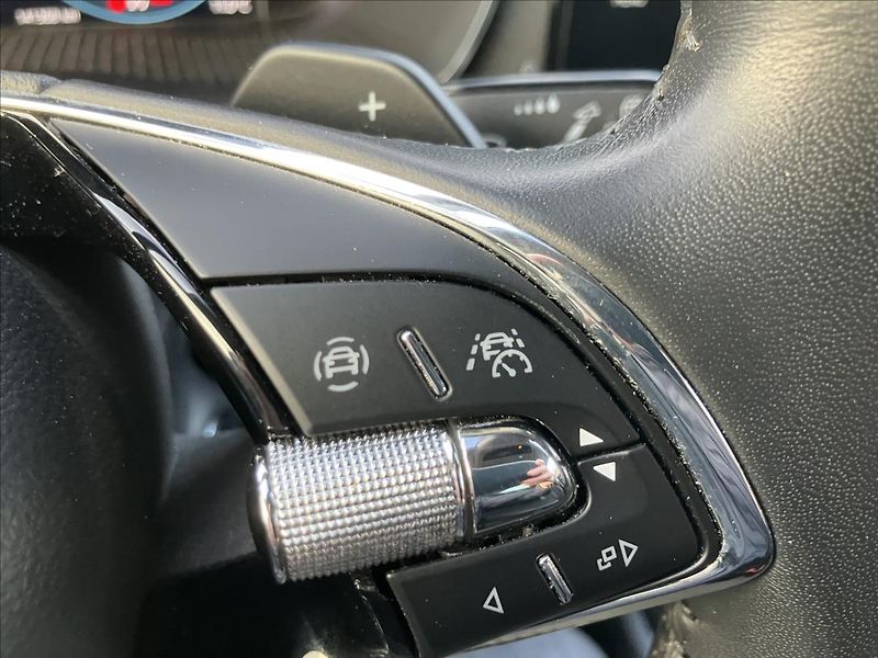 Škoda Octavia 2,0 SCOUT,TAŽNÉ,WEBASTO,CANTON - fotka 20 z 44