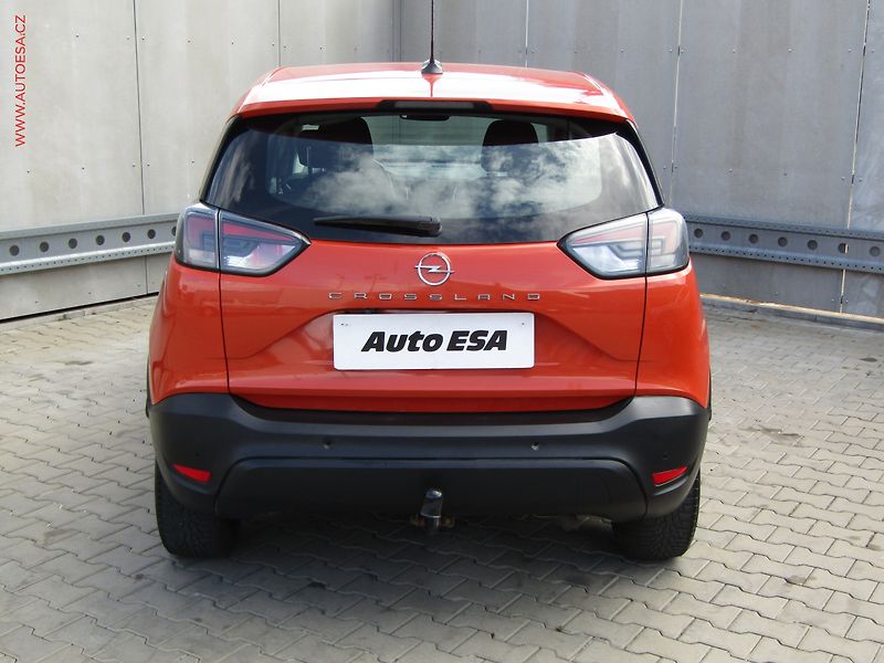 Opel Crossland (2021) 1.2 T, ČR, Navi, kamera - fotka 4 z 22