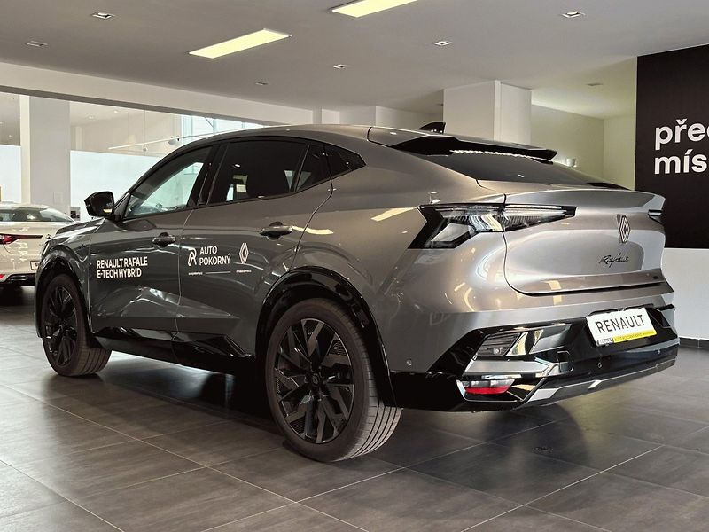 Renault Rafale (2024) Esprit Alpine E-Tech full hybr - fotka 3 z 7