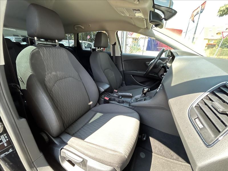 Seat Leon 2,0 TDi 110 kW DSG  Full LED - fotka 33 z 45