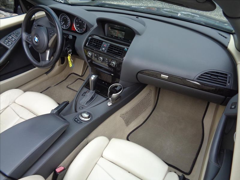 BMW Řada 6 4,4 - fotka 15 z 23