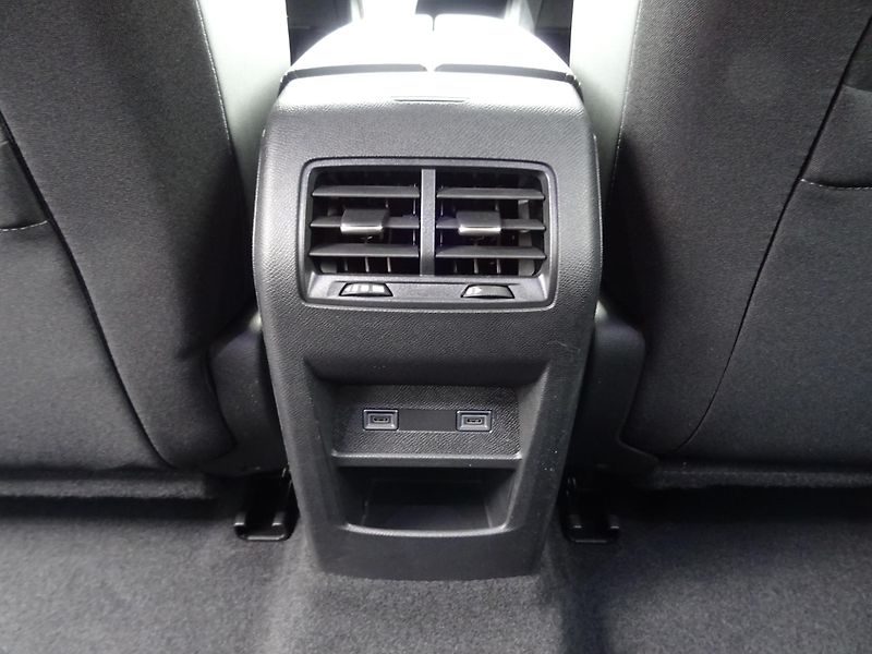 Peugeot 308 (2026) SW ALLURE BHDi 130k S&S EAT8 - fotka 40 z 47