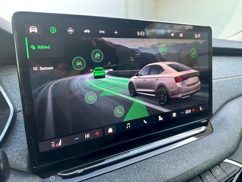 Škoda Octavia (2024) 1.5 TSI 110kW MHEV Top Selecti - fotka 17 z 24
