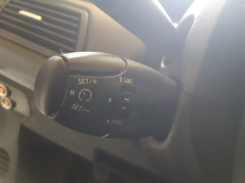 Citroën C8 2.0 HDI DIGIKLIMA NAVI TAŽNÉ - fotka 16 z 24