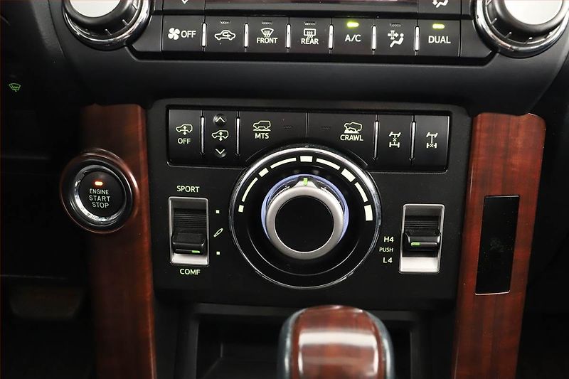 Toyota Land Cruiser (2017) 2.8 D-4D - fotka 15 z 20