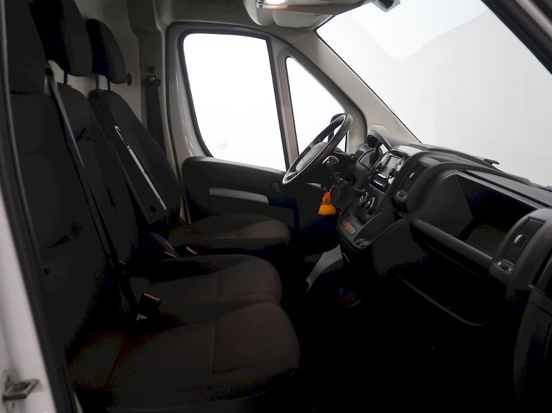 Peugeot Boxer (2022) L3H2 2.2BHDI 121kW - fotka 11 z 23