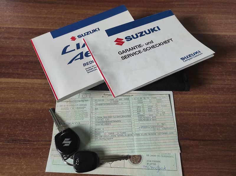 Suzuki Liana 1.6 16V combi 4 seasons - fotka 22 z 26