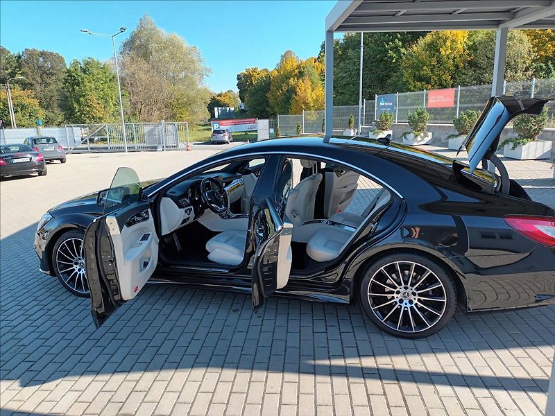 Mercedes-Benz CLS 3,0 350d,4Matic,190kw,ČR,1MAJ, - fotka 10 z 43