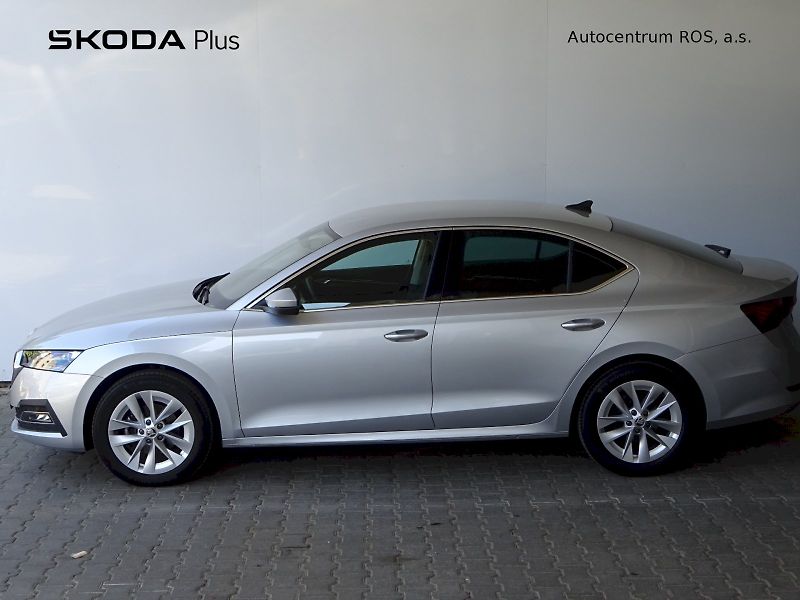 Škoda Octavia (2023) STYLE TD 110/2.0 M6F Navi pake - fotka 3 z 23