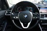 BMW Řada 3 320d xD M-SPORT REZERVACE - náhled 26