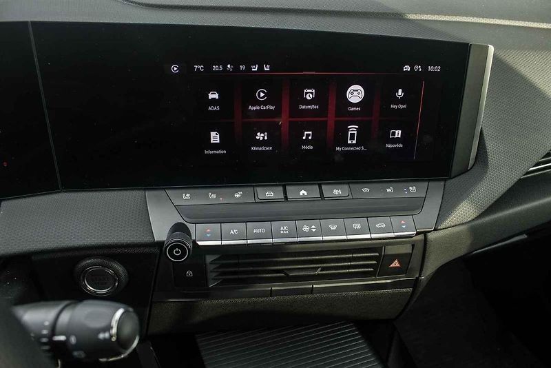 Opel Astra je jedním z posledních naftových hatchbacků na našem trhu.