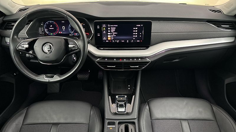 Škoda Octavia 2.0 TDI DSG Style - fotka 8 z 27