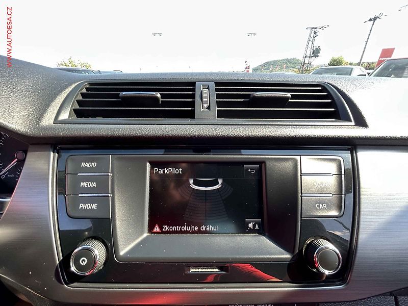 Škoda Fabia (2014) 1.2 TSI, Style, +kola - fotka 16 z 16