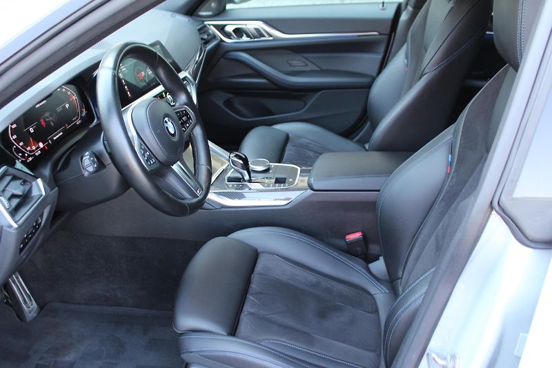 BMW Řada 4 M440i xDrive Gran Coupe - fotka 18 z 23