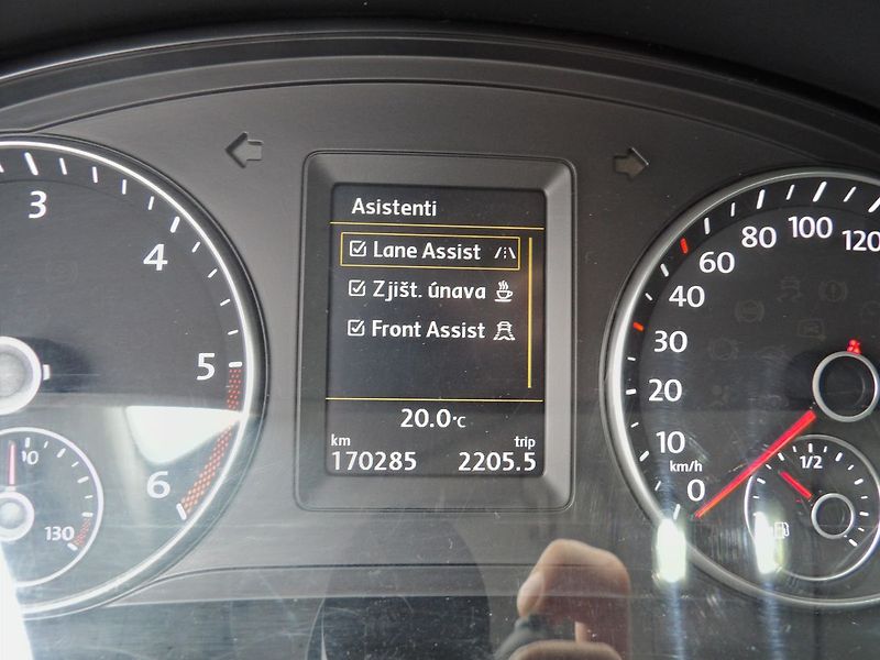 Volkswagen Caddy 2.0TDI 110kW DSG Maxi Webasto - fotka 14 z 35