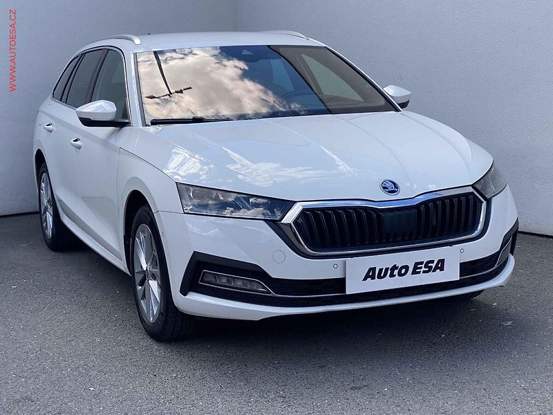 Škoda Octavia (2022) 2.0 TDi, ČR, Style, LED, navi - fotografie inzerátu