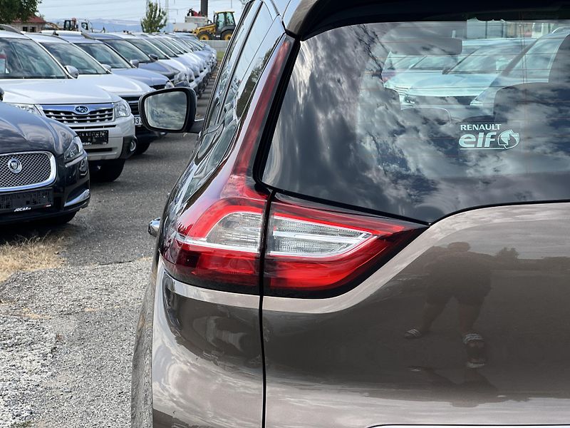 Renault Scénic Intens 1.5DCi KLIMA PŮVOD ČR - fotka 46 z 48