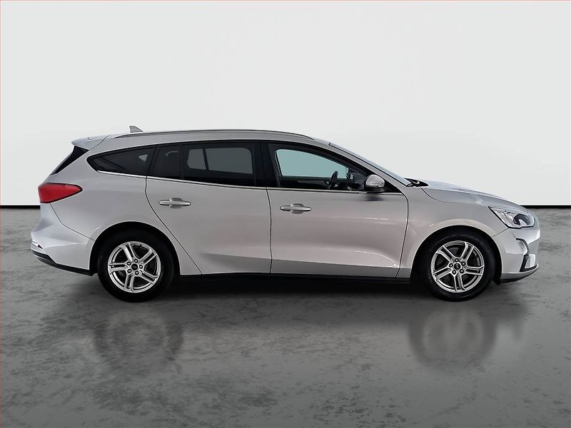 Ford Focus (2019) 1.5 EcoBlue, Navi, Tempomat - fotka 6 z 19